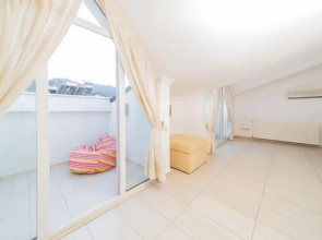 Central Villa with Garden and Pool in Kemer