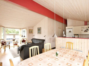 8 Person Holiday Home in Hadsund-by Traum