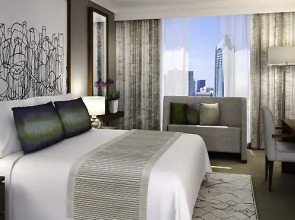 Pullman Dubai Creek City Centre Hotel & Residences