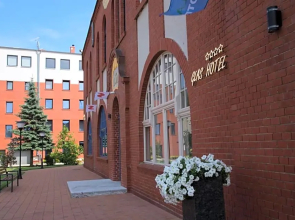 Glas-Hotel 4*