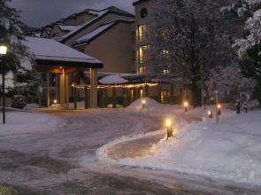 Rivergreen Resort