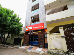 OYO 24834 R S Residency