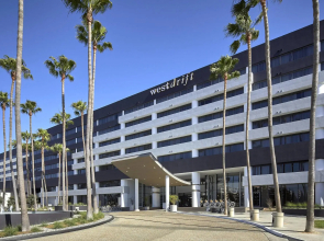 Westdrift Manhattan Beach, Autograph Collection by Marriott