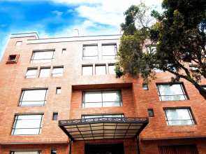 Cora 96 Street Apartments