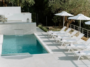 Myrtia luxury Suites