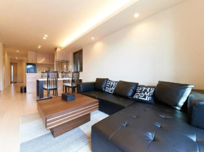Kyoto river side modern House