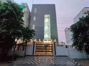 Hotel Blue Shine