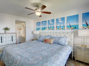 167 El Matador 2 Bedroom Condo by RedAwning