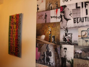 Victoria House Hostel