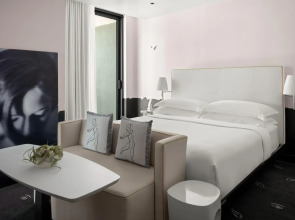 Отель Dua Miami Brickell, An Autograph Collection Hotel