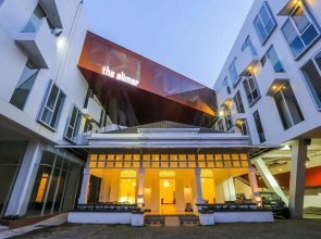 Alimar Hotel