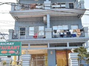Hotel Parichaya
