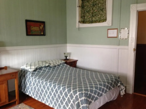 Hilo Bay Hostel