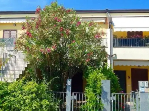 N98 - Numana, Nuovo Trilocale Con Giardino in Residence Con Piscina