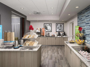 Hampton Inn Miami - Airport East, FL