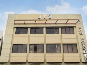 One Lourdes Dormitel