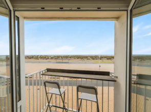 Romantic Getaway with sea view in Nieuwpoort