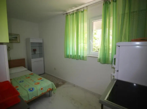 Meje Apartments