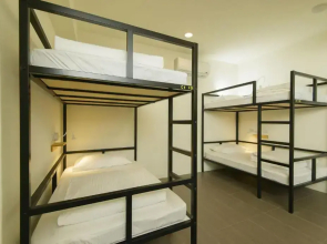 Travelers Plus - Hostel