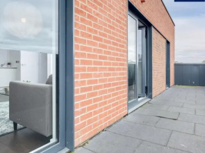 Pluxa Rose Quartz Luxury Stay