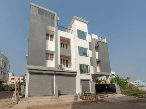 OYO Flagship 24641 Tulip Residence