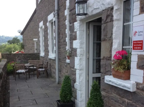 Ty Croeso Bed & Breakfast