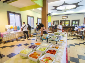 Phuphaya Resort Pattaya