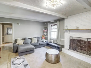 Pool & Tennis Court Access: Home in Warner Robins
