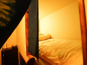 Hostel Knot