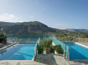 Villa Rea Panoramic Lake View