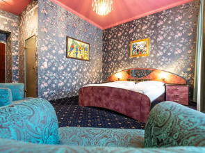 Hotel Urania