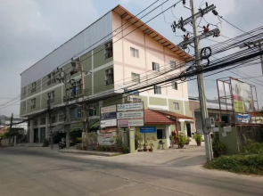 OYO 507 Freesia Guesthouse Suvarnabhumi