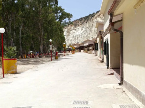 Eraclea Minoa Village