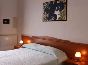 Hotel 2 Mari