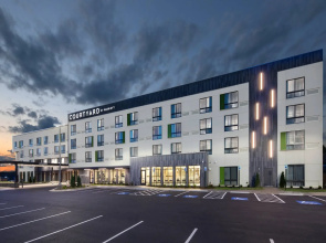 Courtyard by Marriott Russellville