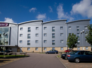 Premier Inn Watford Central