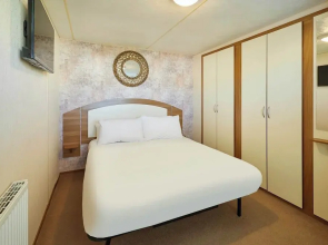 Host Stay Cosy Cove