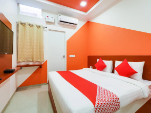 Collection O 60423 Hotel Sr