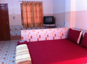 Pa Thong Suk @ Sukhothai Bus Terminal