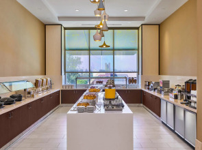 Hilton Los Angeles North/Glendale