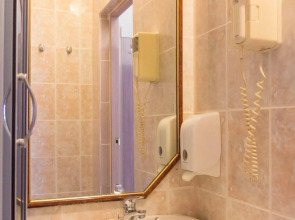 Парк-Отель Май