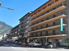 Alpha Hotel