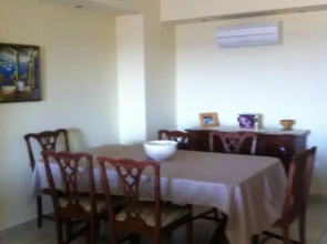 Beachfront Villa in Komi - entire home - $325