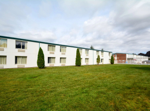 Motel 6 Warwick, RI - Providence Airport - I-95