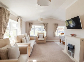 12 Bucklesham Park