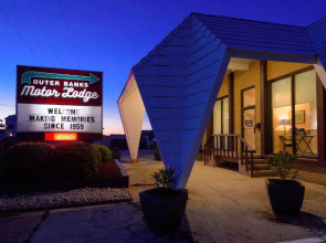 Outer Banks Motor Lodge