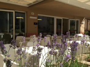 Hotel Little