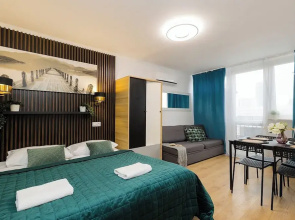 UNIT Warszawa Centrum Room by Metro Rondo ONZ