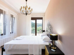 Eudora Luxury Stone Villa