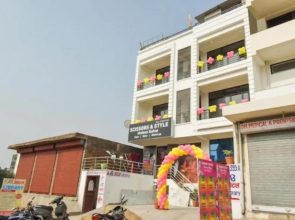 Oyo Flagship 93343 Desert 1788 Welcome Regency